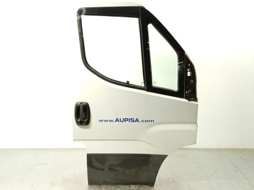 Used Right front door IVECO DAILY VI Platform/Chassis 35S15, 35C15, 40C15, 50C15, 60C15, 65C15, 70C15 (150 hp) 28694758