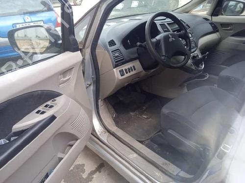 Front right window mechanism MITSUBISHI GRANDIS (NA_W) 2.0 DI-D (NA8W) | BP17709789C23