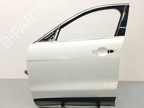 left-front-door-jaguar-f-pace-x761-2015-37400745 main image