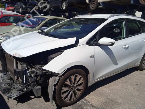 Left front driveshaft KIA CEE'D Sportswagon (JD) 1.6 CRDi 136 | BP15588228M38 