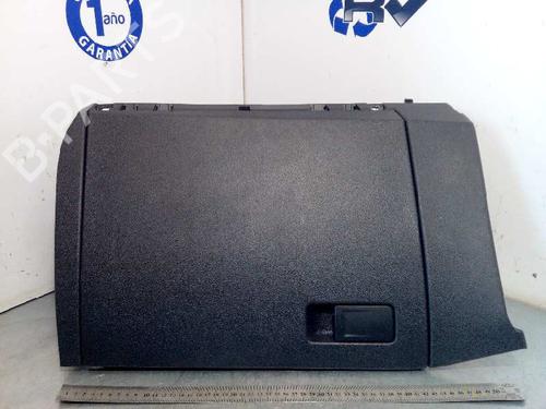Used Glove box VW POLO VI (AW1, BZ1, AE1) 1.0 TSI (95 hp) 4601249