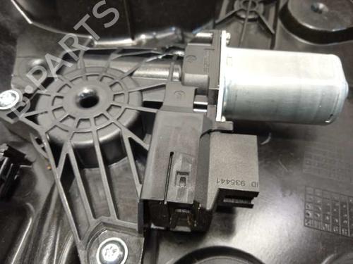 Rear left window mechanism MERCEDES-BENZ GLA-CLASS (X156) GLA 180 (156.942) | BP6504380C24 