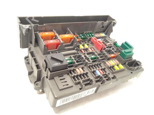 Used Fuse box BMW X1 (E84) sDrive 18 d (143 hp) 28210580