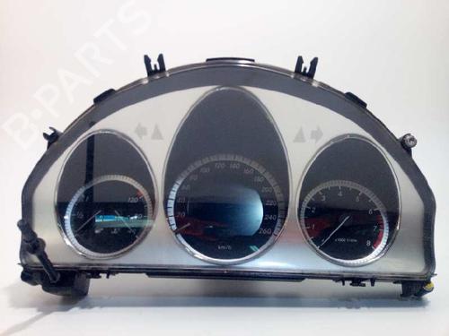Used Instrument cluster MERCEDES-BENZ C-CLASS (W204) C 180 Kompressor (204.044, 204.045) (156 hp) 5774304
