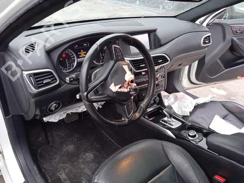 Dashboard INFINITI Q30 2.2 D AWD | BP7055399C46 - Image 28