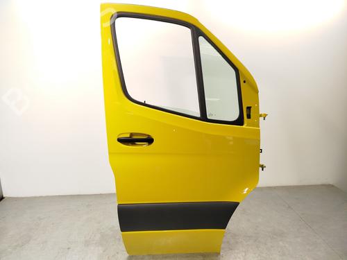 Used Right front door Right front door 28092926 28092926