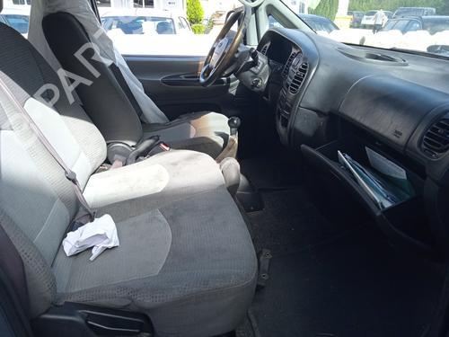 Right headlight HYUNDAI H-1 / STAREX Bus (A1) 2.5 CRDi | BP19775985C29 