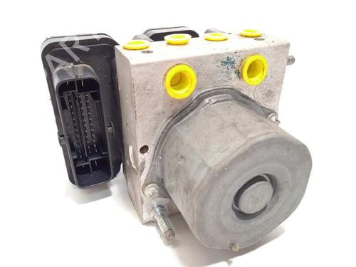 Used ABS pump NISSAN QASHQAI II (J11, J11_) [2013-2026]  10983376