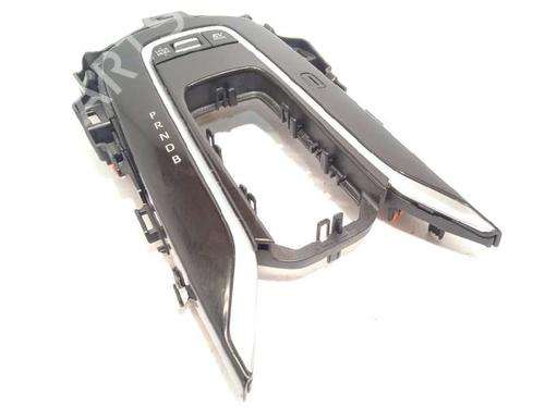 Used Switch TOYOTA COROLLA Hatchback (_E21_, _EA1_, _EH1_) 1.8 Hybrid (ZWE211) (98 hp) 10097548