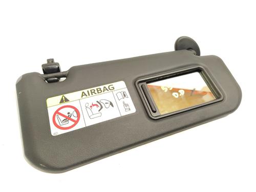 Used Right sun visor Right sun visor 24221028 24221028