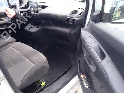 Left front window switch PEUGEOT PARTNER Box Body/MPV (K9) e-Partner | BP19679598I27  - Image 12
