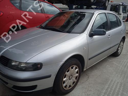 Used Parts SEAT LEON (1M1)  1.6 16 V  4475921