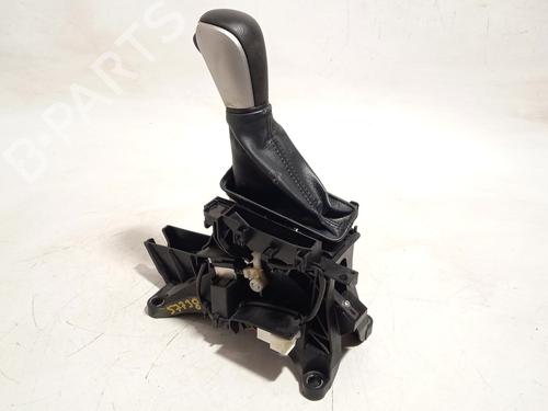 Used Gear lever Gear lever SUZUKI VITARA (LY) 1.0 AllGrip (APK 310) (111 hp) 33461288 33461288
