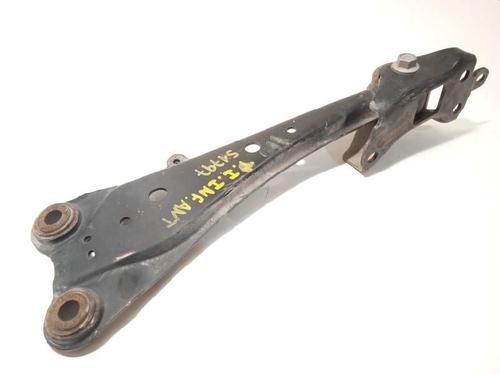 Venstre bagtil bærearm Venstre bagtil bærearm TOYOTA RAV 4 IV (_A4_) [2012-2019] 15664329 15664329