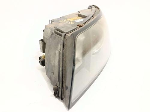 Left headlight VOLVO V50 (545) 2.0 D | BP38465674C28 - Image 3