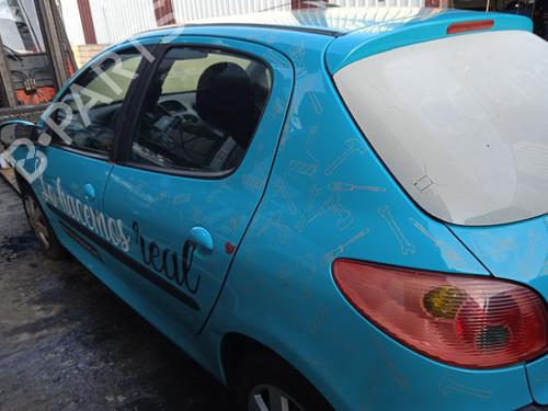 Right headlight PEUGEOT 206 Hatchback (2A/C) 1.1 i | BP29564632C29 