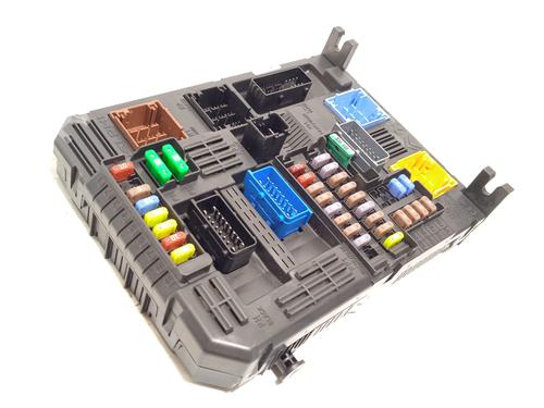 Used Fuse box CITROËN C4 SPACETOURER (3D_) 1.2 PureTech 130 (131 hp) 18263217