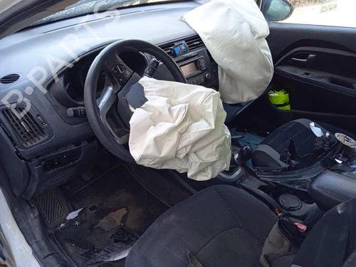 Left mirror KIA RIO III (UB) 1.4 CVVT | BP10015354C26