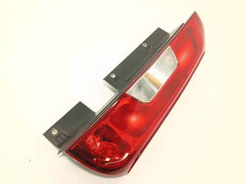 Used Right taillight Right taillight 37031168 37031168