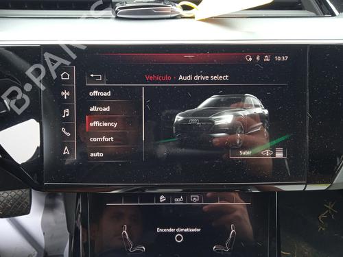 Afficheur AUDI E-TRON (GEN) 50 quattro | BP31095794C48 