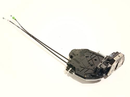 rear-left-lock-toyota-aygo-_b4_-2014-36597032 main image