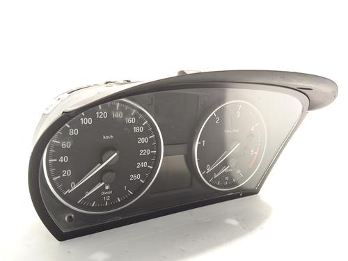 Used Instrument cluster BMW 3 (E90) 320 d (177 hp) 18484621
