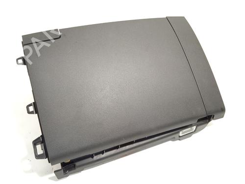 Used Glove box Glove box 18146533 18146533