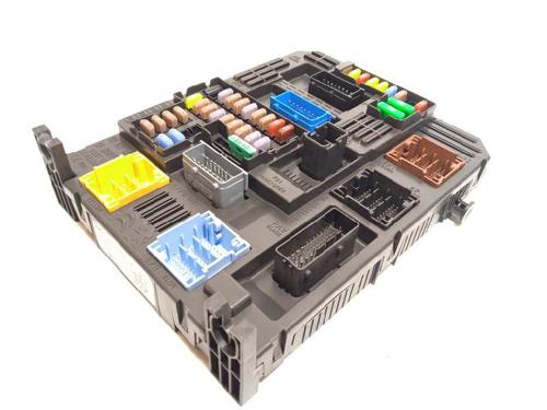 Used Fuse box Fuse box 9253403 9253403