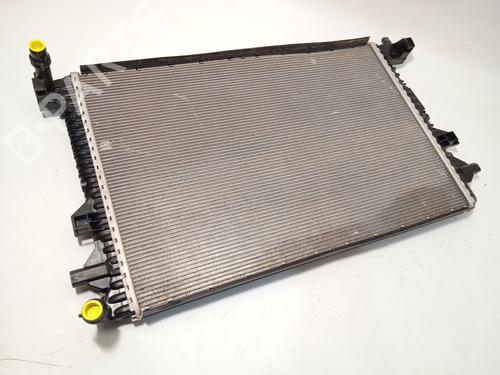 Used Water radiator SEAT ARONA (KJ7, KJP) 1.0 TSI (95 hp) 30198368