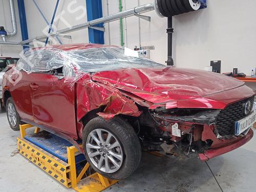 Brugte MAZDA 3 Saloon (BP_) 2.5 e-SKYACTIV-G (BP5S) 4637099
