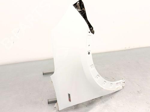 Used Right front fenders Right front fenders 38647569 38647569