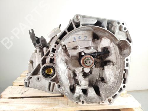 Getriebe für DACIA SANDERO II TCe 90 (B8M1, B8MA, B8AC) (90 hp) 32187250