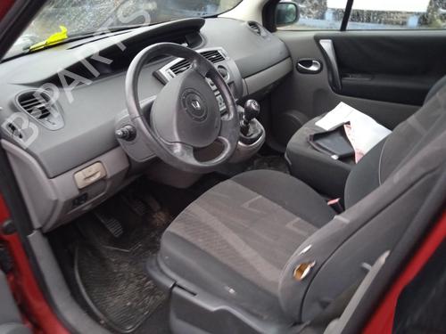 Left headlight RENAULT SCÉNIC II (JM0/1_) 1.9 dCi (JM0G, JM12, JM1G, JM2C) | BP30897543C28 