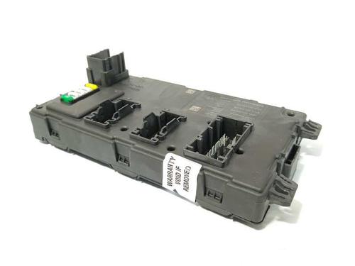 Used Fuse box Fuse box 8617613 8617613
