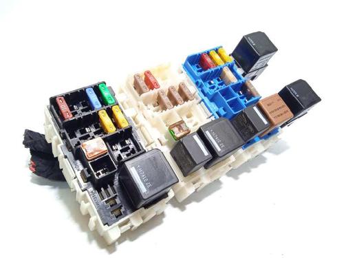 Used Fuse box Fuse box 9217615 9217615
