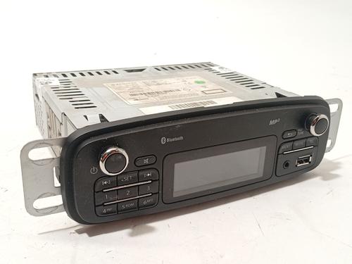 Used Radio Radio RENAULT CLIO IV (BH_) 1.5 dCi 75 (75 hp) 33288465 33288465