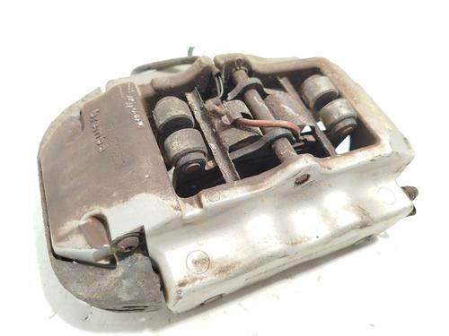 left-rear-brake-caliper-porsche-cayenne-9pa-2002-2003-2004-2005-2006-2007-2008-2009-2010-27674591 main image
