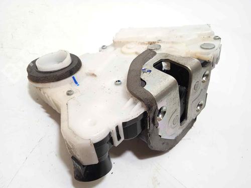 Used Front left lock Front left lock 17530815 17530815