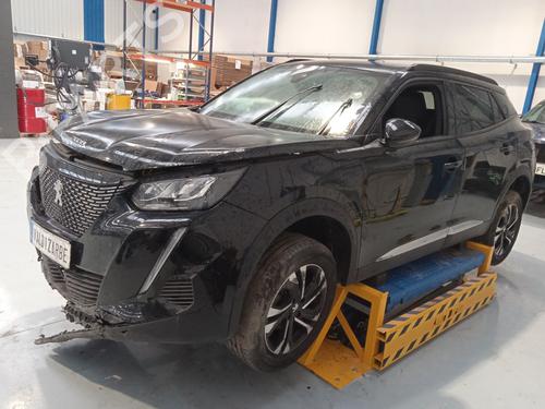 Brugte PEUGEOT 2008 II (UD_, US_, UY_, UJ_, UR_, UC_) 1.2 PureTech 100 (USHNK) (101 hp) 4414380