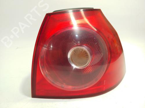 Right taillight VW GOLF V (1K1) 1.9 TDI | BP21378236C35 