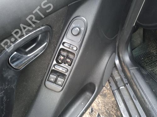 Left headlight SEAT LEON (1M1) 1.9 TDI | BP22779104C28