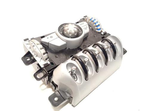 Used Climate control Climate control 8322353 8322353