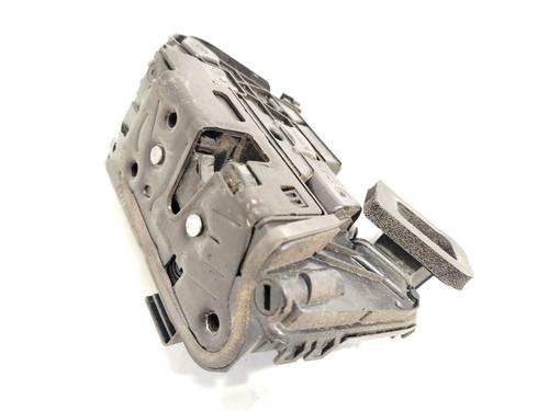 Used Front right lock SKODA OCTAVIA III Combi (5E5, 5E6) 2.0 TDI 4x4 (150 hp) 22316931