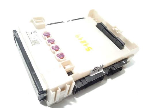Used Fuse box Fuse box 15725480 15725480