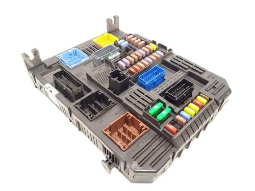 Used Fuse box Fuse box CITROËN C3 AIRCROSS II (2R_, 2C_) 1.2 PureTech 110 (2RHNZB, 2RHNZW, 2RHNPX, 2RHNPJ) (110 hp) 16031364 16031364