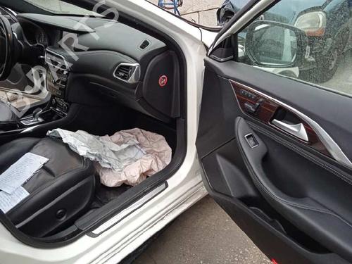 Dashboard INFINITI Q30 2.2 D AWD | BP7055399C46 - Image 15