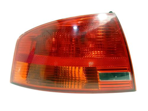 left-taillight-audi-a4-b7-8ec-2004-2005-2006-2007-2008-2009-29401583 main image