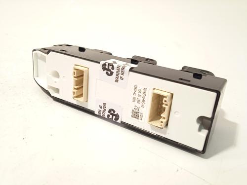 Przełącznik szyby przedniej lewej MAZDA CX-3 (DK) 2.0 SKYACTIV-G | BP30319784I27