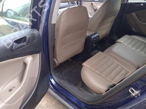 Left front fog light VW PASSAT B6 Variant (3C5) 2.0 TDI 16V | BP15800500C30 