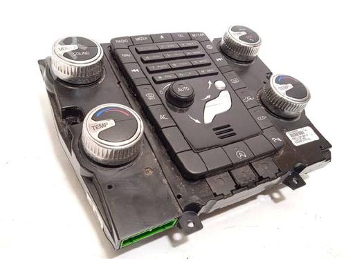 switch-volvo-v60-i-155-d2-31443426-2010-2011-2012-2013-2014-2015-2016-2017-2018-16658447 main image